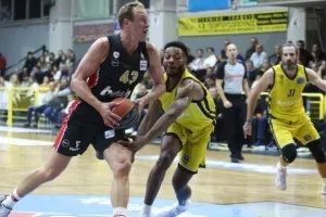 «Μικρός ήμουν γκαρντ και διατήρησα αυτά τα στοιχεία, ταιριάζω στον Ολυμπιακό»