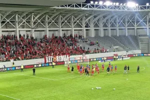 Αναγνώρισε την προσπάθεια και… ''Ντίρλι, Ντίρλι'' παρά την ήττα (βίντεο/φώτος)