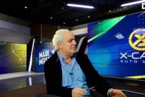 Διαφώνησε με Τιμούρ