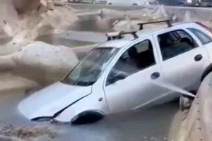 Το σιντριβάνι... του τρόμου (βίντεο)