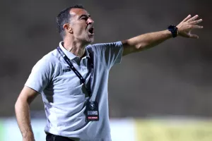 Πάφος-Ανόρθωση: Tρίποντο απ΄ τα αποδυτήρια! (Φώτος)
