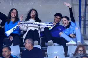 Ο κόσμος στο "Στέλιος Κυριακίδης" (φώτος)