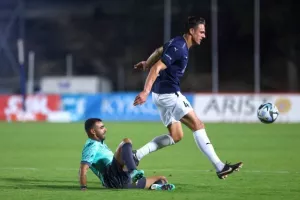 Πάφος-Οθέλλος: "Καθάρισε" στο β΄ ημίχρονο και... έπιασε Άρη και ΑΠΟΕΛ στην κορυφή! (φώτος)