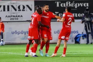 ΑΕΖ-Νέα Σαλαμίνα: Μοιρασιά που δεν βολεύει κανέναν… (φώτος)