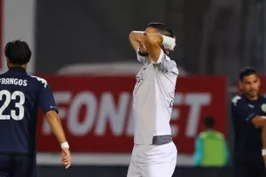 Οθέλλος - ΑΕΖ: Ανατροπή με ΣΟΥΠΕΡ… Ποπέσκου! (Φώτος)
