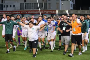 Πανηγυρισμοί ανατροπής, με το Νικόλα στο επίκεντρο! (Φώτος)