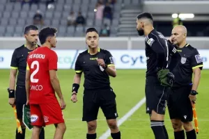 Άρης - Νέα Σαλαμίνα: Ανατροπή και κορυφή με Γκομίς... δις! (Φώτος)