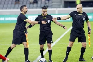 Άρης - Νέα Σαλαμίνα: Ανατροπή και κορυφή με Γκομίς... δις! (Φώτος)