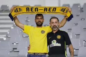 (ΦΩΤΟΡΕΠΟΡΤΑΖ) Ο κόσμος της ΑΕΛ στο "Άλφαμεγα"