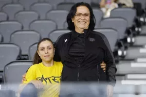 (ΦΩΤΟΡΕΠΟΡΤΑΖ) Ο κόσμος της ΑΕΛ στο "Άλφαμεγα"