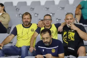 (ΦΩΤΟΡΕΠΟΡΤΑΖ) Ο κόσμος της ΑΕΛ στο "Άλφαμεγα"