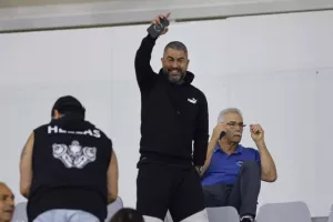 (Φωτορεπορτάζ) Ο κόσμος στο "Αλφαμέγα"