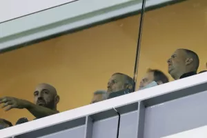 Απόλλων-ΑΕΚ: Έσπασε την "κατάρα" υπό το βλέμμα Μπεν Σιμόν (Φώτος)