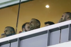Απόλλων-ΑΕΚ: Έσπασε την "κατάρα" υπό το βλέμμα Μπεν Σιμόν (Φώτος)