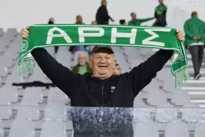 Ο κόσμος στο "Αλφαμέγα" (Φώτος)