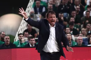 Αταμάν: "Ορισμένοι να τσεκάρουν τους εγωισμούς τους"