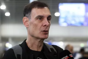 Μπαρτζώκας: "Επειδή έβαλε δύο σουτ ο Μήτογλου δεν σημαίνει ότι είναι πρόβλημα για τον Ολυμπιακό που έχει Φαλ και Μιλουτίνοβ"