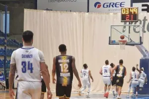Eύκολη νίκη για ΑΝΟ