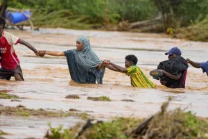 Το Ελ Νίνιο χτύπησε την Κένυα: 120 νεκροί από τις καταστροφικές πλημμύρες