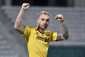 Βόλος - Άρης 0-2: Πήρε το διπλό και επέστρεψε στα χαμόγελα με Μορόν και Νταρίντα