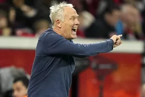Στράιχ: "Δύσκολο το παιχνίδι για μας, ο Ολυμπιακός νίκησε την Γουέστ Χαμ"