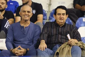 (Φωτορεπορτάζ) Ο κόσμος στο "Αντώνης Παπαδόπουλος"