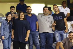 (Φωτορεπορτάζ) Ο κόσμος στο "Αντώνης Παπαδόπουλος"
