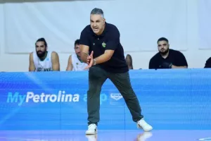 Ήττα για Πετρολίνα ΑΕΚ (Φώτος)