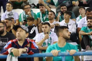 (Φωτορεπορτάζ) Ο κόσμος στο "Αντώνης Παπαδόπουλος"