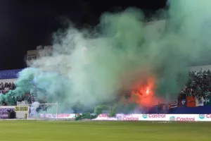 (Φωτορεπορτάζ) Ο κόσμος στο "Αντώνης Παπαδόπουλος"