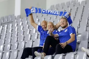 ΕΚΕΙ και την Κυριακή!