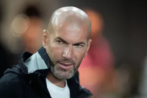 Ζιντάν: "Δεν υπάρχουν 50 ομάδες στις οποίες μπορώ να πάω ως προπονητής, μόνο 2-3 οι επιλογές που έχω"