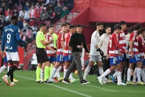 Τραγωδία στην Γρανάδα: Οπαδός «έφυγε» στις εξέδρες