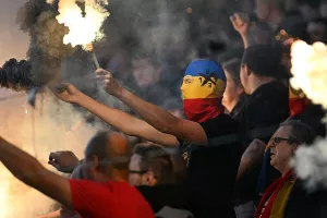 Δεν τους άφησαν να... πετάξουν για Κύπρο!