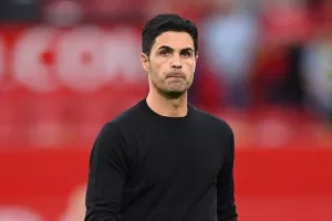 Εκνευρισμένος ο Αρτέτα για το πρώτο γκολ: "Ντροπή να έχουμε το VAR και να μην βρίσκουμε λήψη"