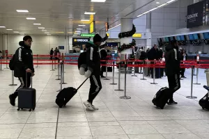 Αναχώρησε για τη βάση του ο Άρης (φώτος)