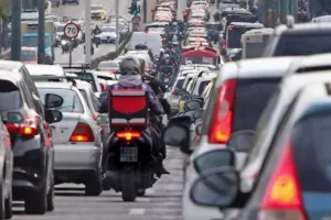 Μποτιλιάρισμα: Η απλήρωτη εργασία και η κατάθλιψη
