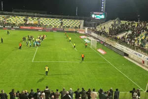 (BINTEO Kerkida) Kαι… "Αρρώστησα, τρελός δηλώθηκα…"