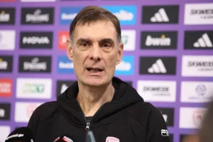 Μπαρτζώκας: «Πιθανή η συμμετοχή του Πετρούσεφ κόντρα στην Μπάγερν - Θα μπορούσαμε να έχουμε 1-2 νίκες παραπάνω»