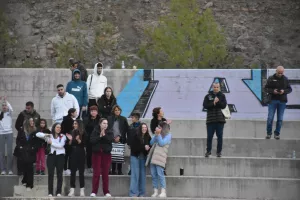 Φωτορεπορτάζ της νίκης μπροστά στον κόσμο της!