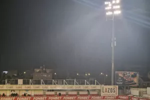 Kάμποσο... νερό!
