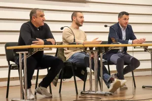 Ενημέρωση στους γονείς από την ακαδημία του Απόλλωνα (Φώτος)