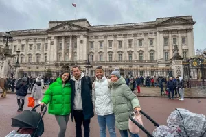 Κορέια - Λέδες... στο "Buckingham Palace"!