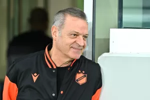 ΑΠΟΕΛ/ΕΚΠΛΗΞΗ 