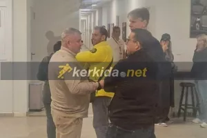 Πάφος/Η... μίνι-σύσκεψη στο ημίχρονο του αγώνα με την ΑΕΛ