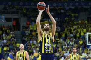 Χωρίς Παπαγιάννη και κόντρα στην Μονακό η Φενέρ