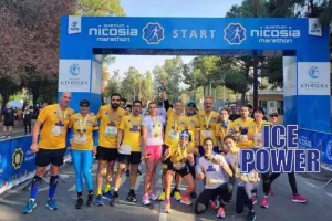 Τμήμα Δρομέων ΑΠΟΕΛ - "Ντύνουμε" τη Λευκωσία στο κίτρινο και το μπλε