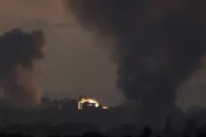 Πόλεμος στο Ισραήλ: Τουλάχιστον 13 νεκροί από βομβαρδισμούς σε προσφυγικό καταυλισμό