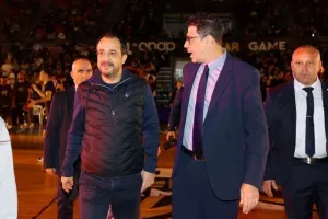 Ο ΠτΔ έκανε το τζάμπολ στο 11ο ΟΠΑΠ All Star Game (ΦΩΤΟΣ)