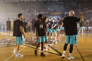 Ο ΠτΔ έκανε το τζάμπολ στο 11ο ΟΠΑΠ All Star Game (ΦΩΤΟΣ)